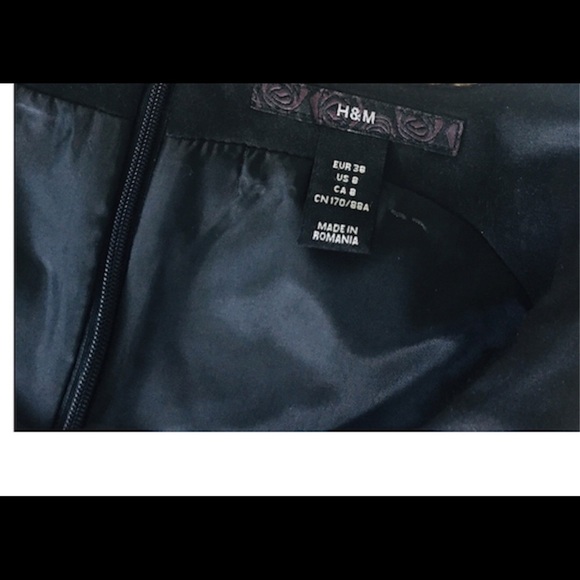 H&M Shift Sleeveless Dress With Scoop Neck & Waist Belt Detail Black Size 8 - Picture 9 of 10